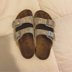 BIRKENSTOCK | Girls Size 31 Arizona Sandals